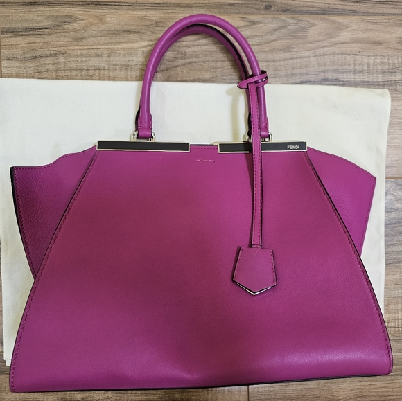 🎉HOST PICK🎉 FENDI 3 Jours Calfskin Leather Shoulder Bag, Pink - Picture 7 of 17